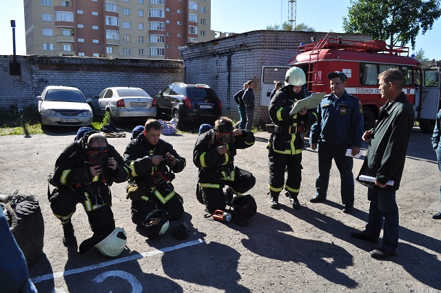 Районная служба. Областная служба спасения Архангельск. Служба спасения Поливаного. Пожарная часть Новодвинск. Служба спасения имени Поливаного.